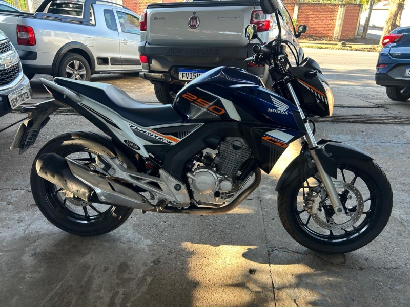 Produto moto-cb-250f-twister
